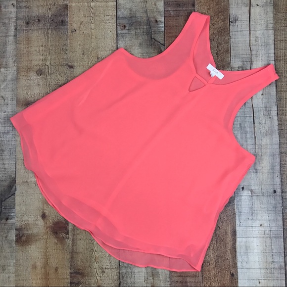 Anthropologie Tops - Anthropologie E hanger M Coral Keyhole Tank